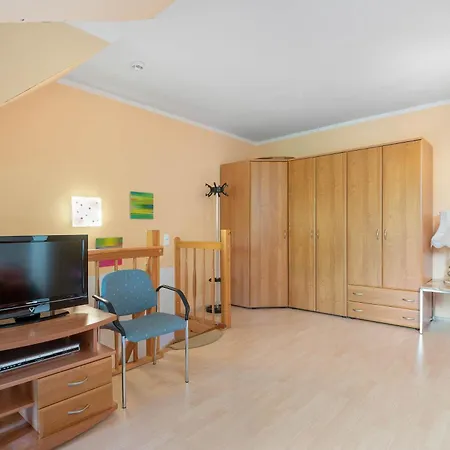 アパート Two-level With Parking Near Downtown By Renters